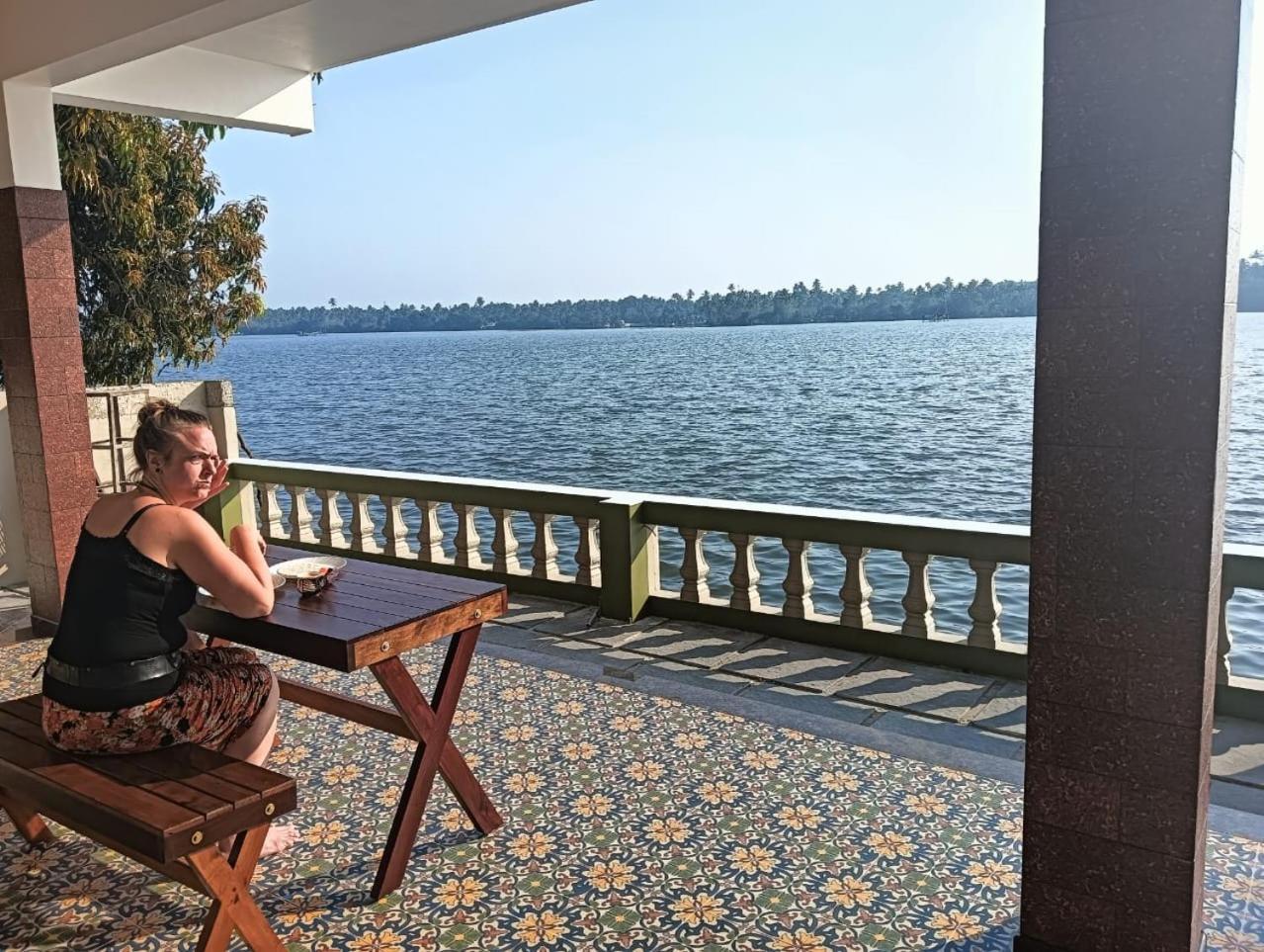 Sagar Beach Villas Home Stay Cherai Beach Esterno foto