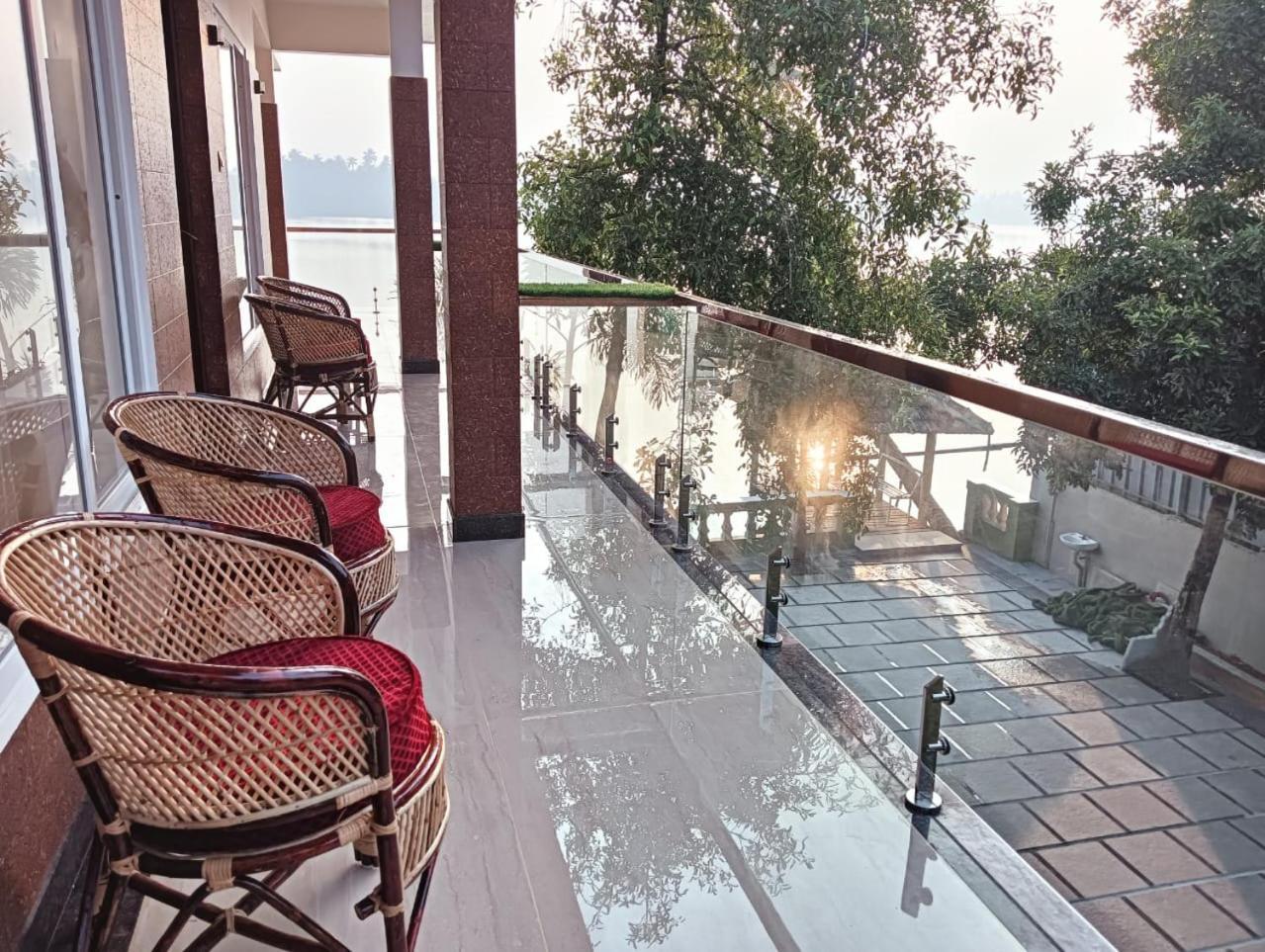 Sagar Beach Villas Home Stay Cherai Beach Esterno foto