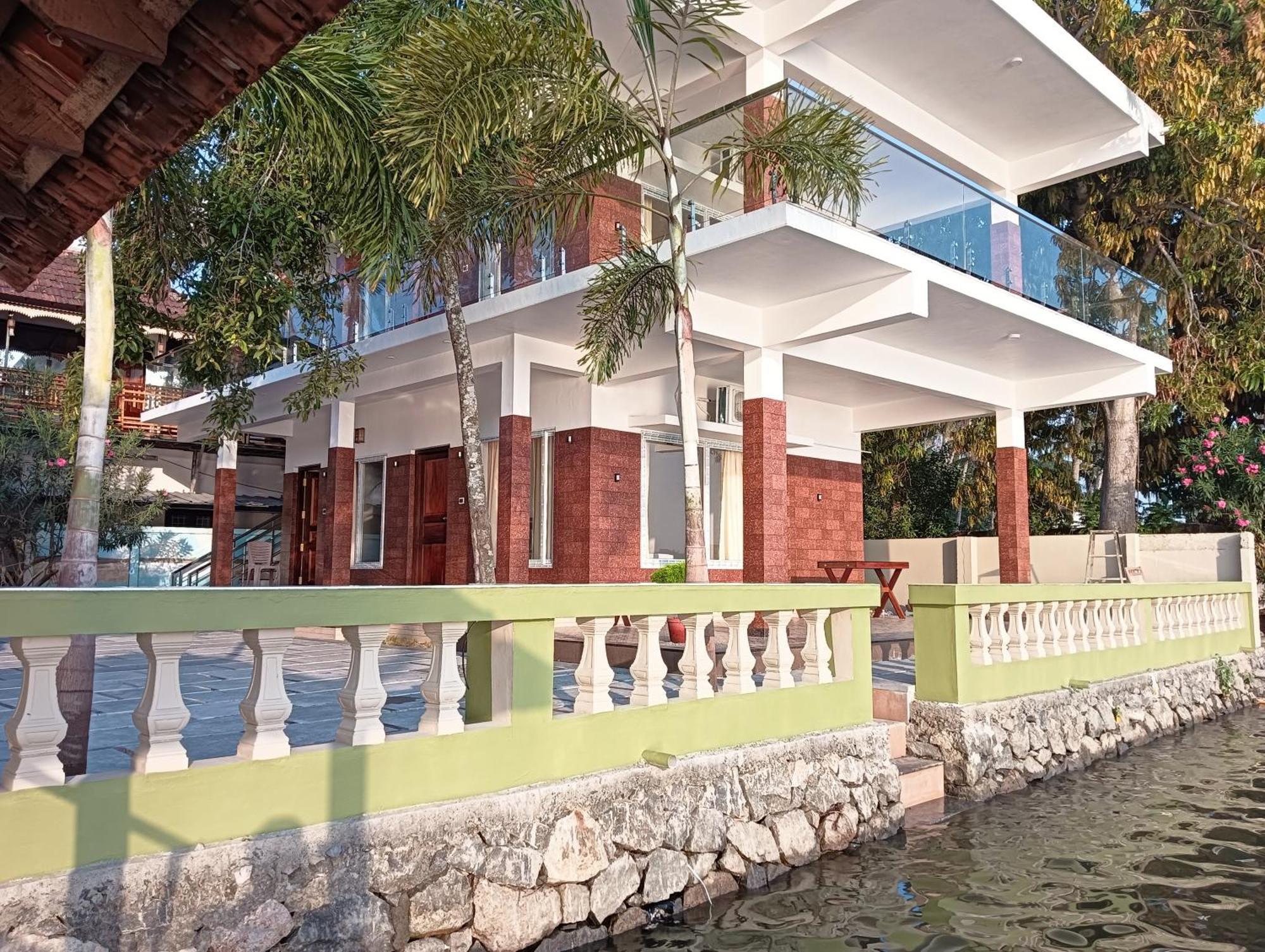 Sagar Beach Villas Home Stay Cherai Beach Esterno foto