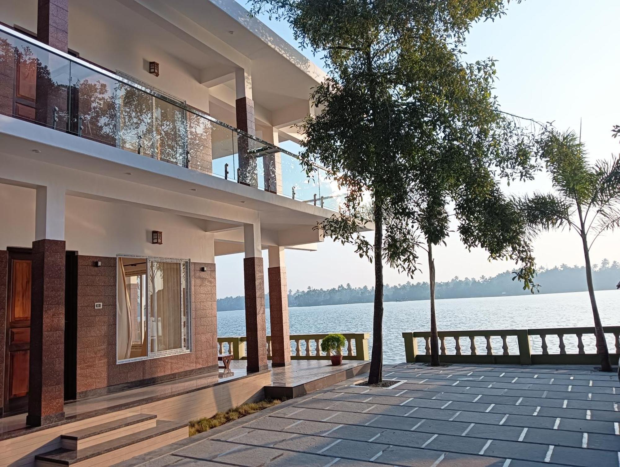 Sagar Beach Villas Home Stay Cherai Beach Esterno foto