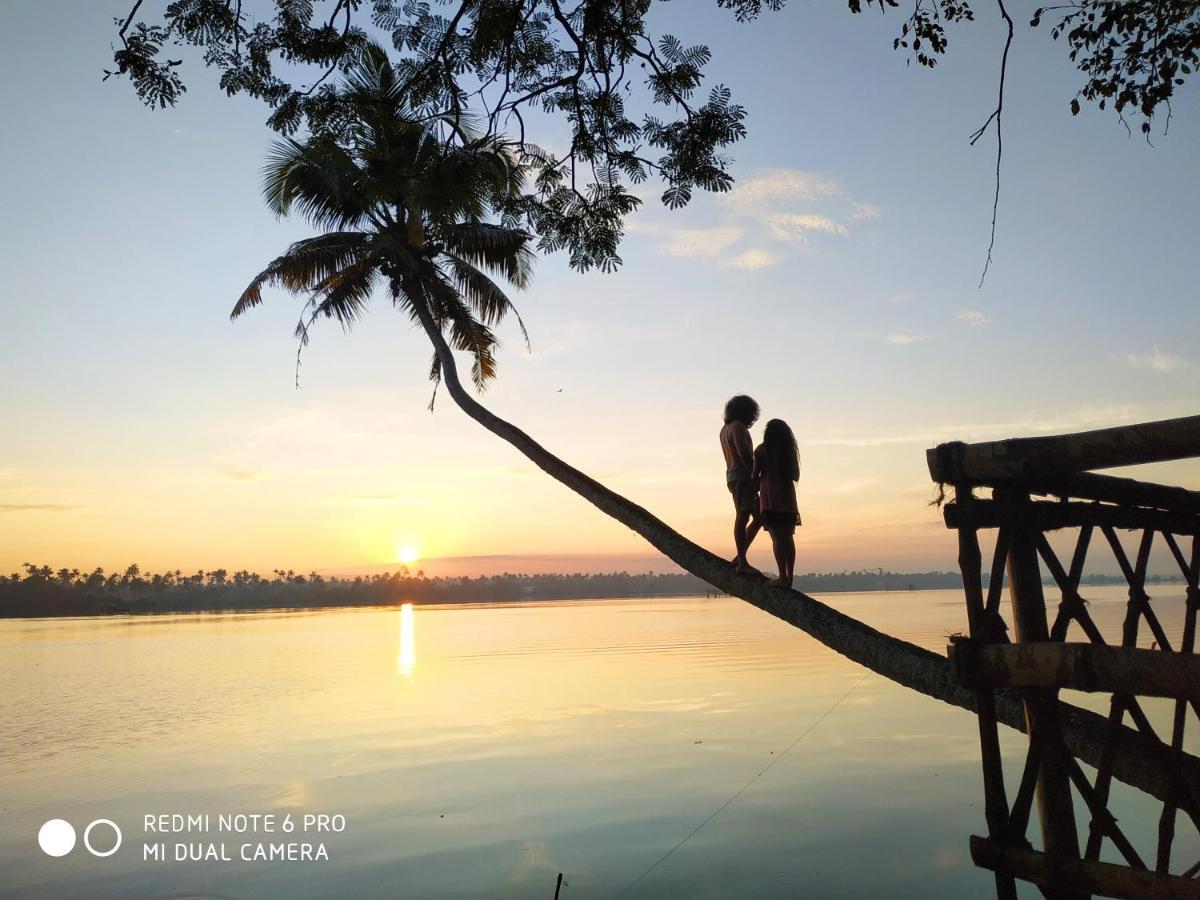Sagar Beach Villas Home Stay Cherai Beach Esterno foto